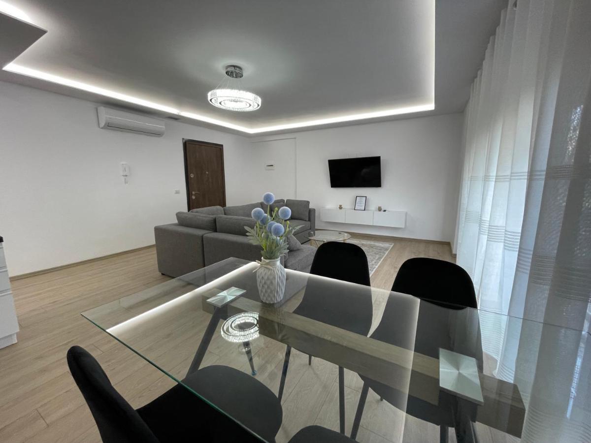 Apartmán New Bazaar 2022 Tirana Exteriér fotografie