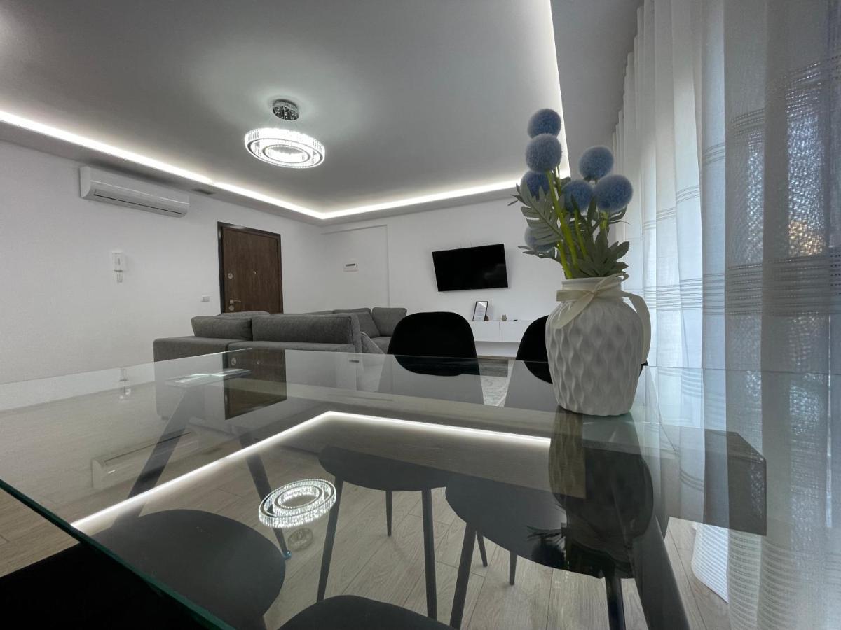 Apartmán New Bazaar 2022 Tirana Exteriér fotografie